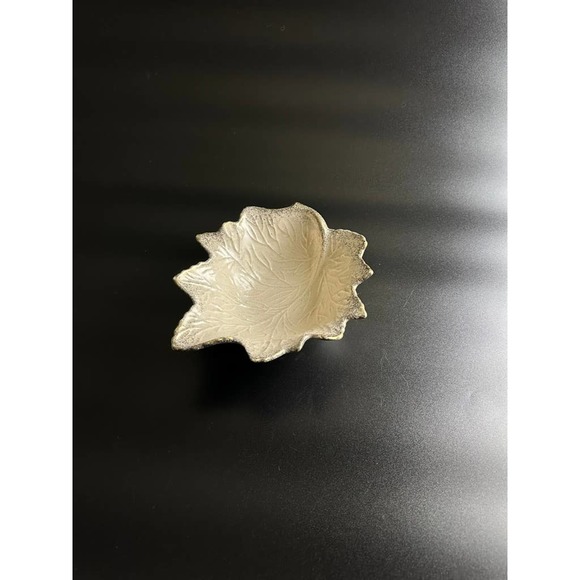 Vintage California USA Pottery Bowl - Leaf Design With Gold Speckles & Trim - Picture 3 of 12